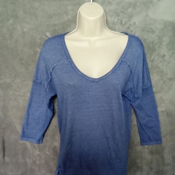 Arizona Jean Co Blue V-neckline 3/4 Sleeve Lightweight - Picture 2 of 7